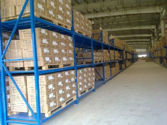 Rak Besi Pallet Gudang Besar Heavy Duty untuk Pabrik Industri, Kirim ke Bekasi, Tangerang, Bogor, Depok, Cikarang & Karawang