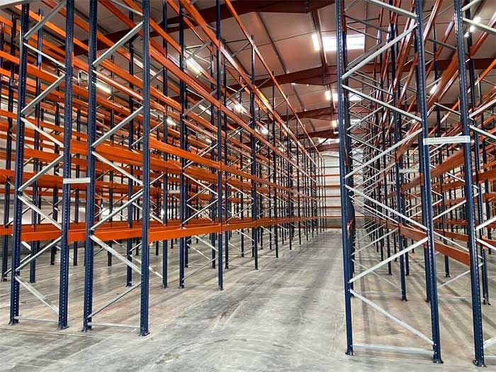 INDUSTRIAL PALLET RACKING SYSTEM